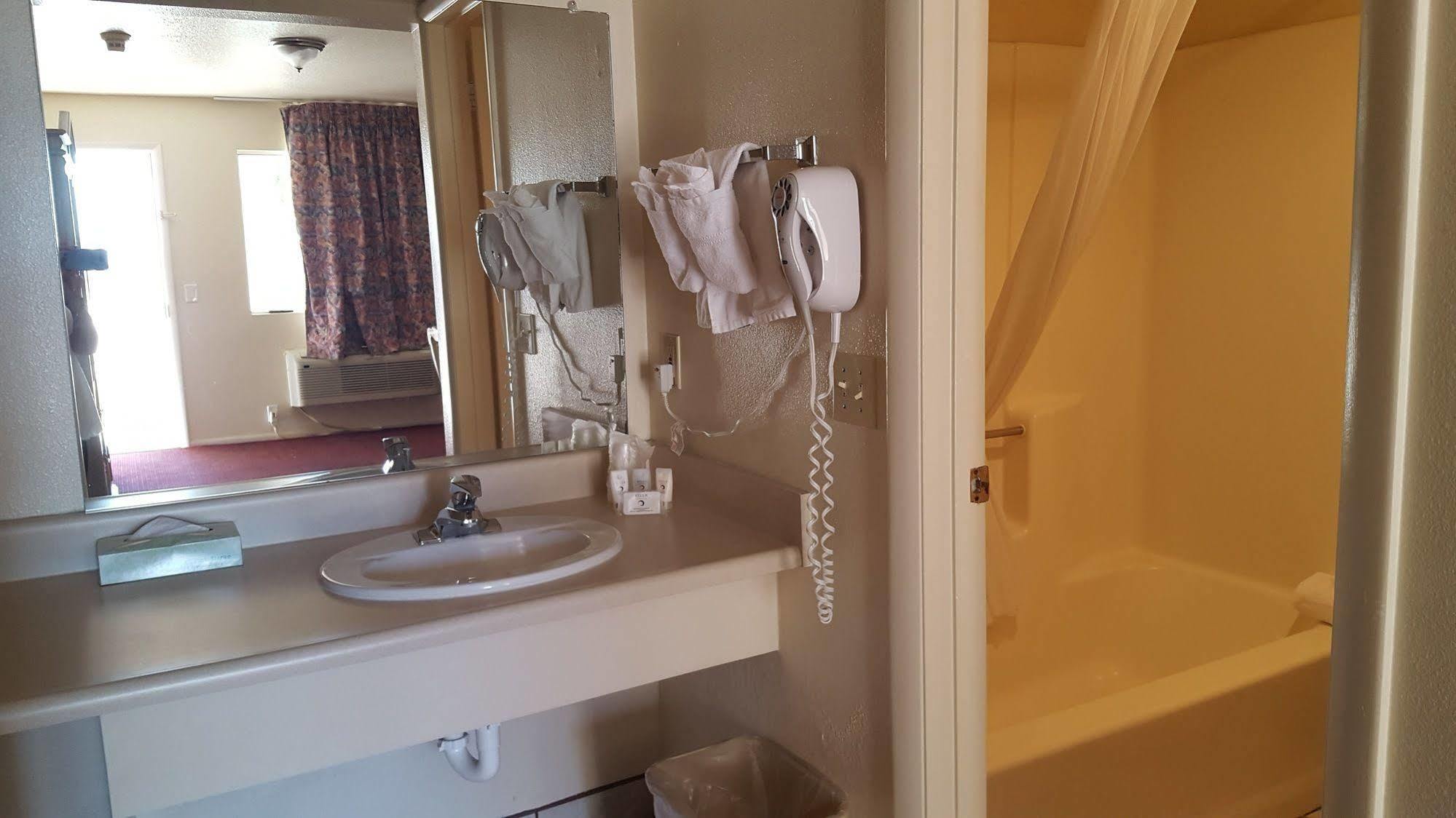 Sway Hotel Lake Havasu City Eksteriør bilde